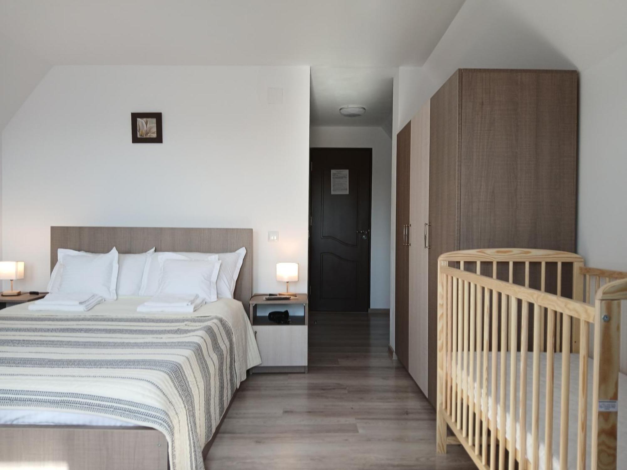 Perla Argesului, Ciubar, Piscina, Lift, Gratar, Cabana, Pensiuni, Hotel Cazare Transfagarasan Curtea De Arges Albestii de Arges Extérieur photo