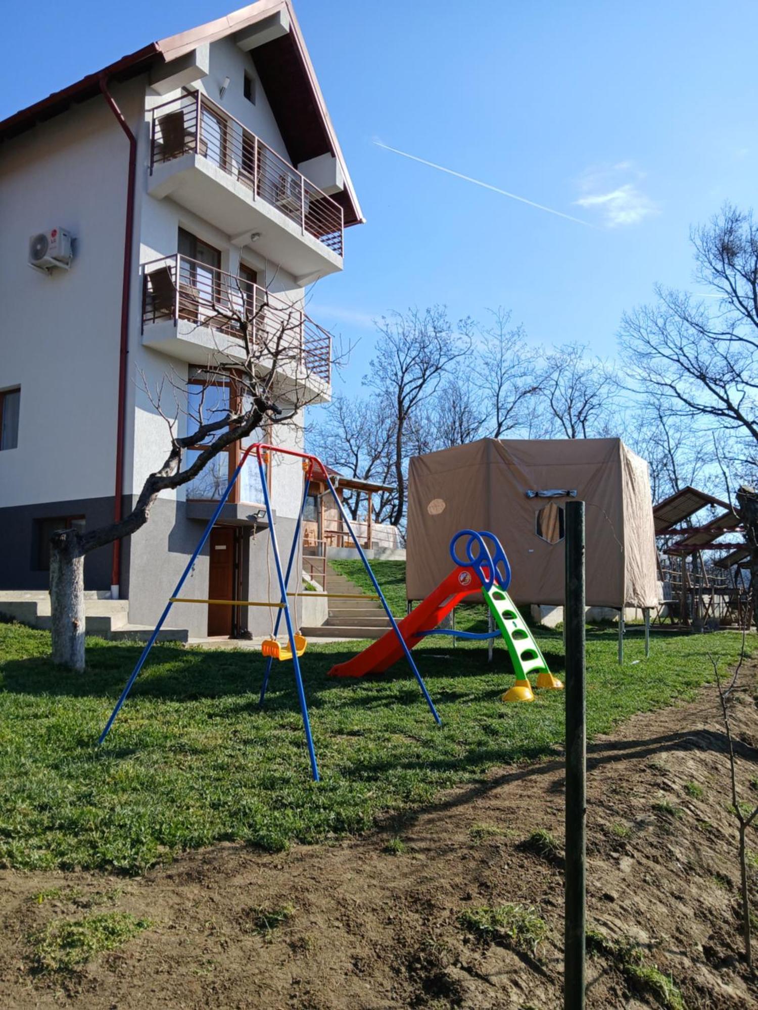 Perla Argesului, Ciubar, Piscina, Lift, Gratar, Cabana, Pensiuni, Hotel Cazare Transfagarasan Curtea De Arges Albestii de Arges Extérieur photo