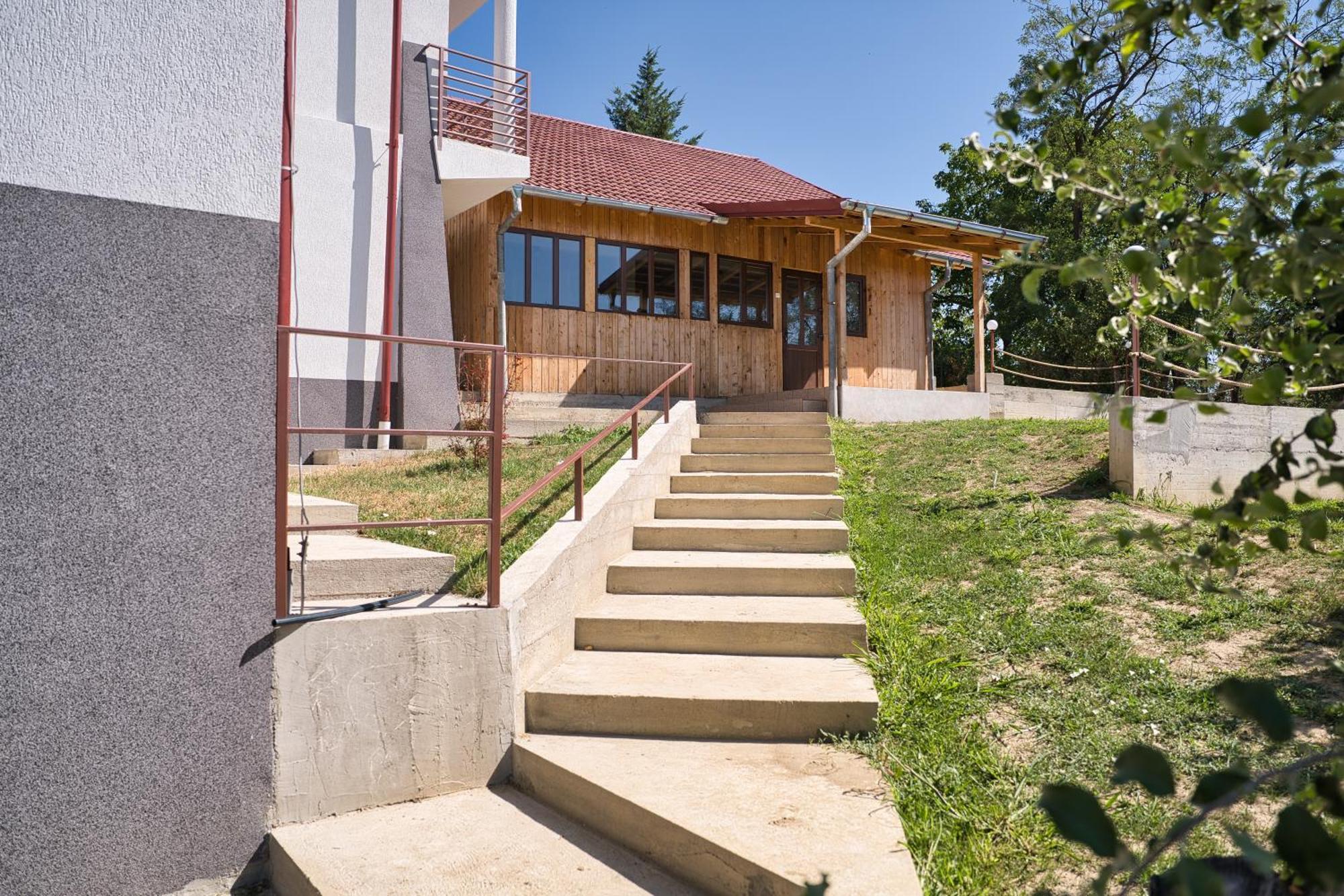 Perla Argesului, Ciubar, Piscina, Lift, Gratar, Cabana, Pensiuni, Hotel Cazare Transfagarasan Curtea De Arges Albestii de Arges Extérieur photo